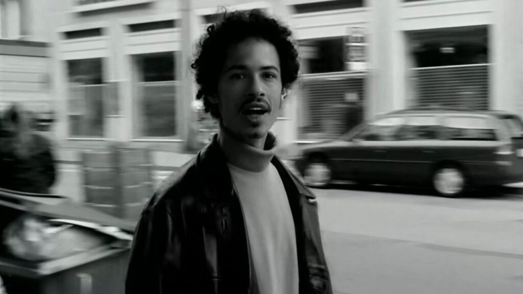 Eagle-Eye Cherry durante entrevista à Mundo Livre FM antes do show em Curitiba